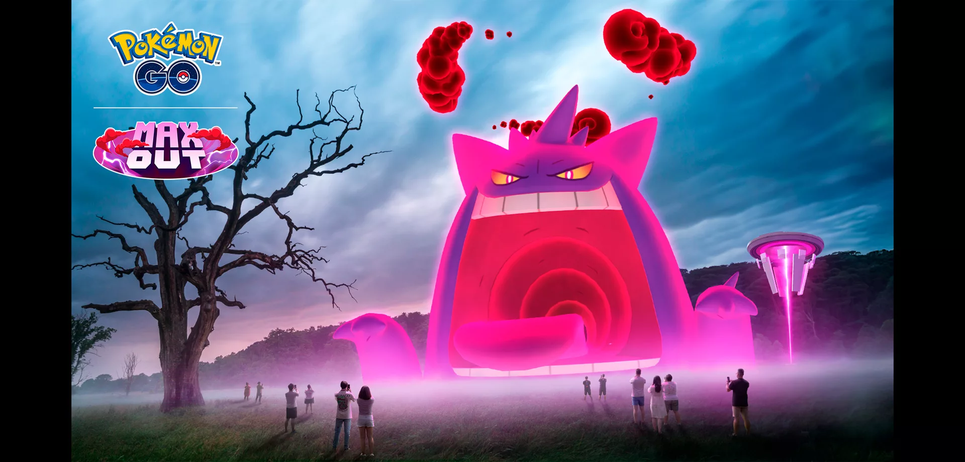 Gengar Gigamax aparece em um gramado com várias pessoas e uma árvore sinistra com a Logo de Pokémon GO e Max Out aparecendo à frente.