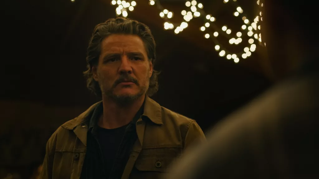 Pedro Pascal como Joel.