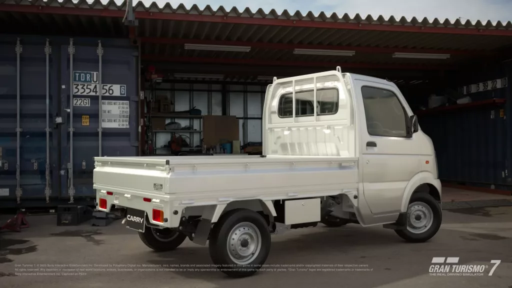Suzuki Carry KC ’12 visto de lado.