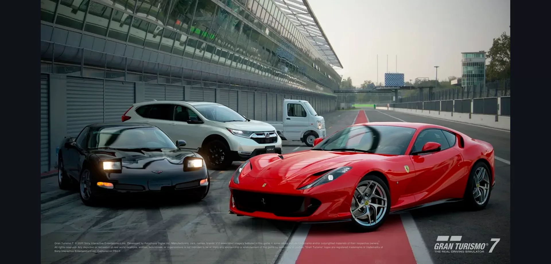 Novos carros em Gran Turismo 7, Ferrari, Corvette, Honda CR-V e Suzuki Carry em pista de corrida.
