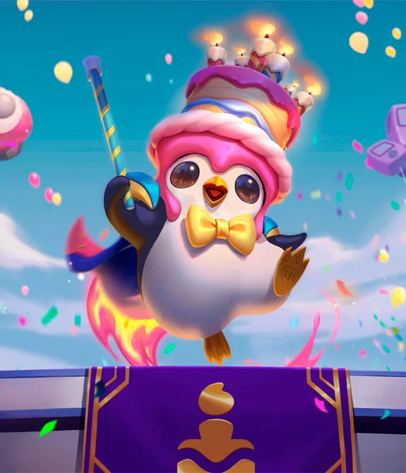 Pingu de Teamfight Tactics com coroa de bolo comemorando 6 anos de TFT.