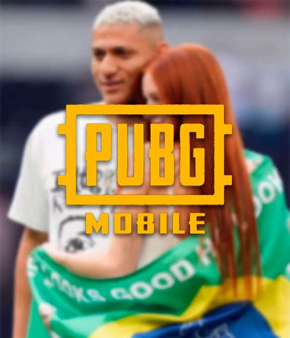 Foto de Richarlison e Amanda desfocada e logo de PUBG MOBILE à frente.