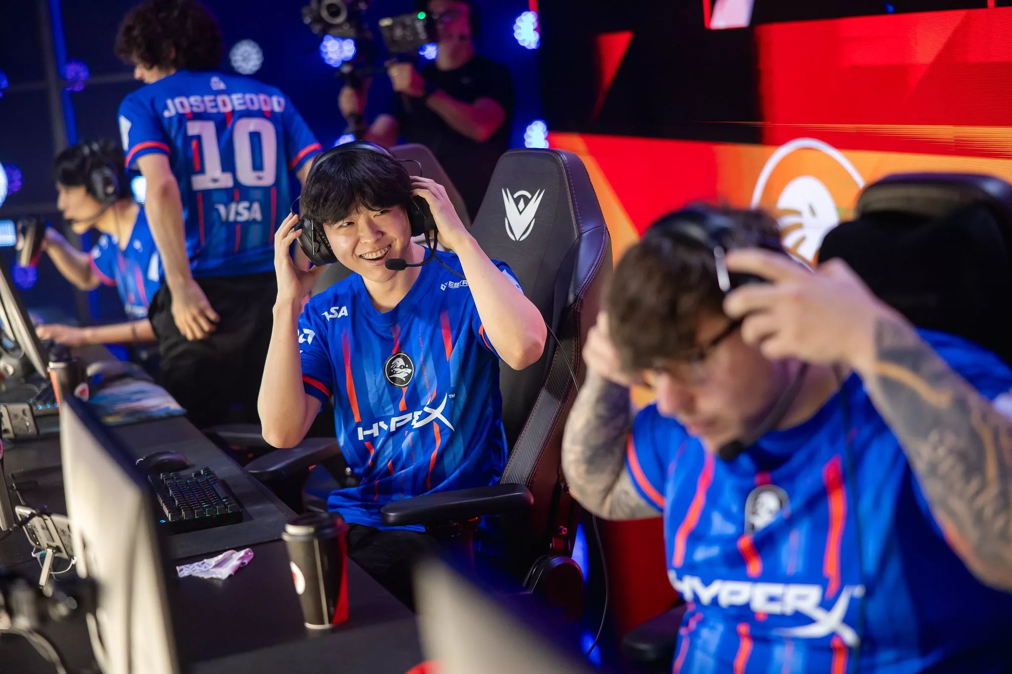 Jogadores da Isurus Estral - Foto: Bruno Alkvares/Riot Games
