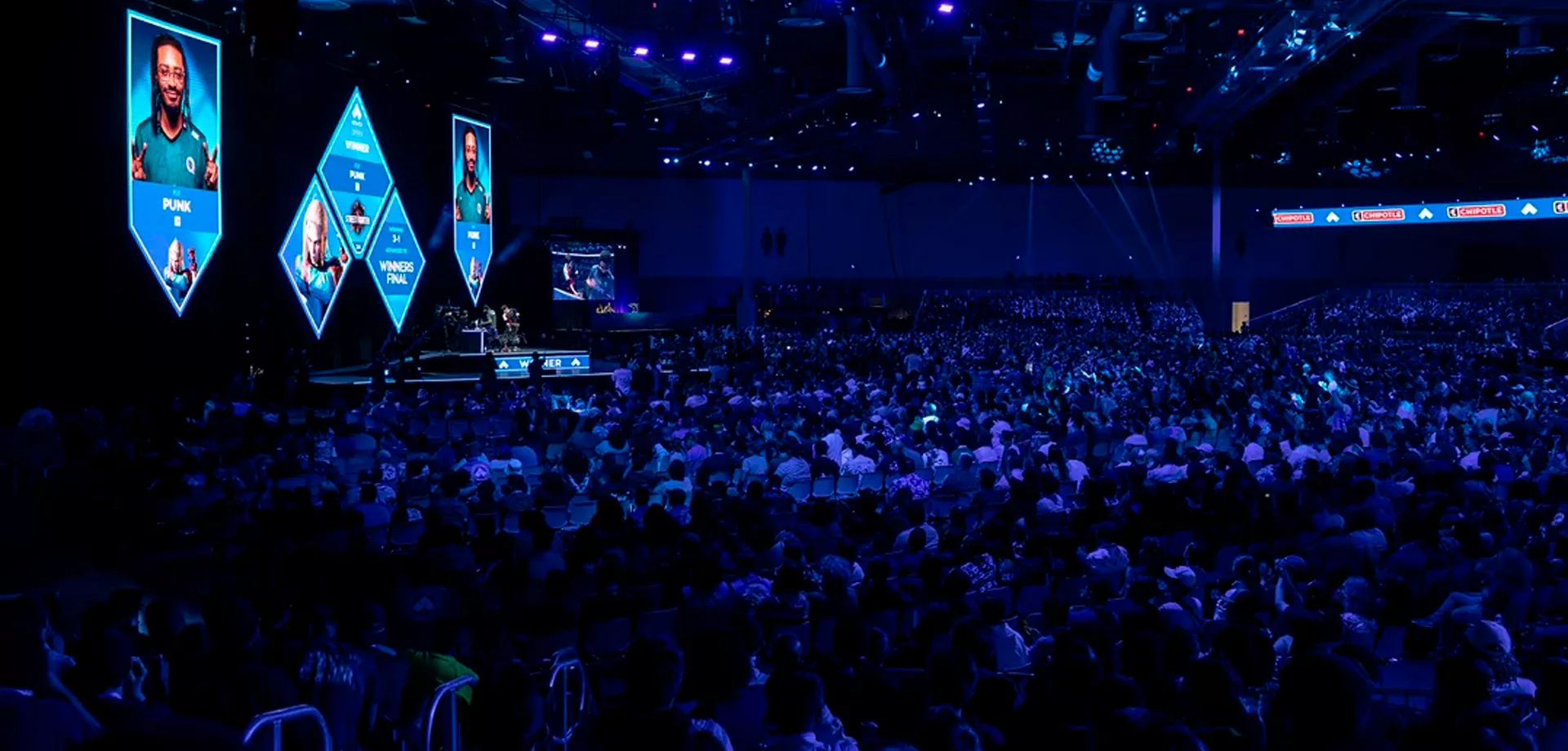 Palco da EVO em referência a Evo 2025.
