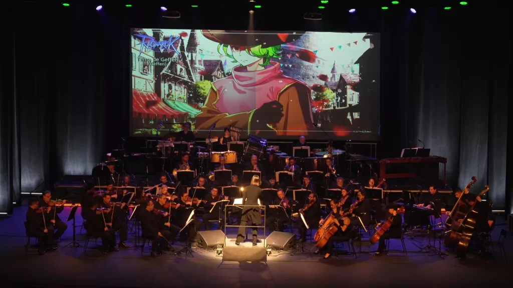 Orquestra Sinfônica Villa Lobos tocando Tema de Geffen.