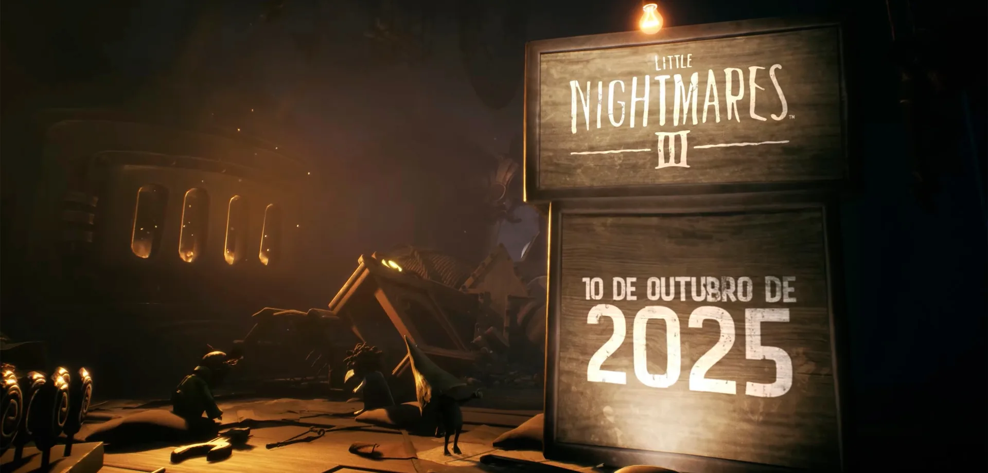 Imagem de Little Nightmares III com personagens à esquerda e um letreiro a direita com a data de 10 de outubro de 2025.