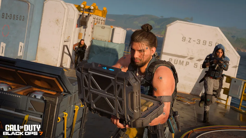 Personagem de COD carrega em mãos um notebook bem grande fazendo alusão aos consoles portáteis.