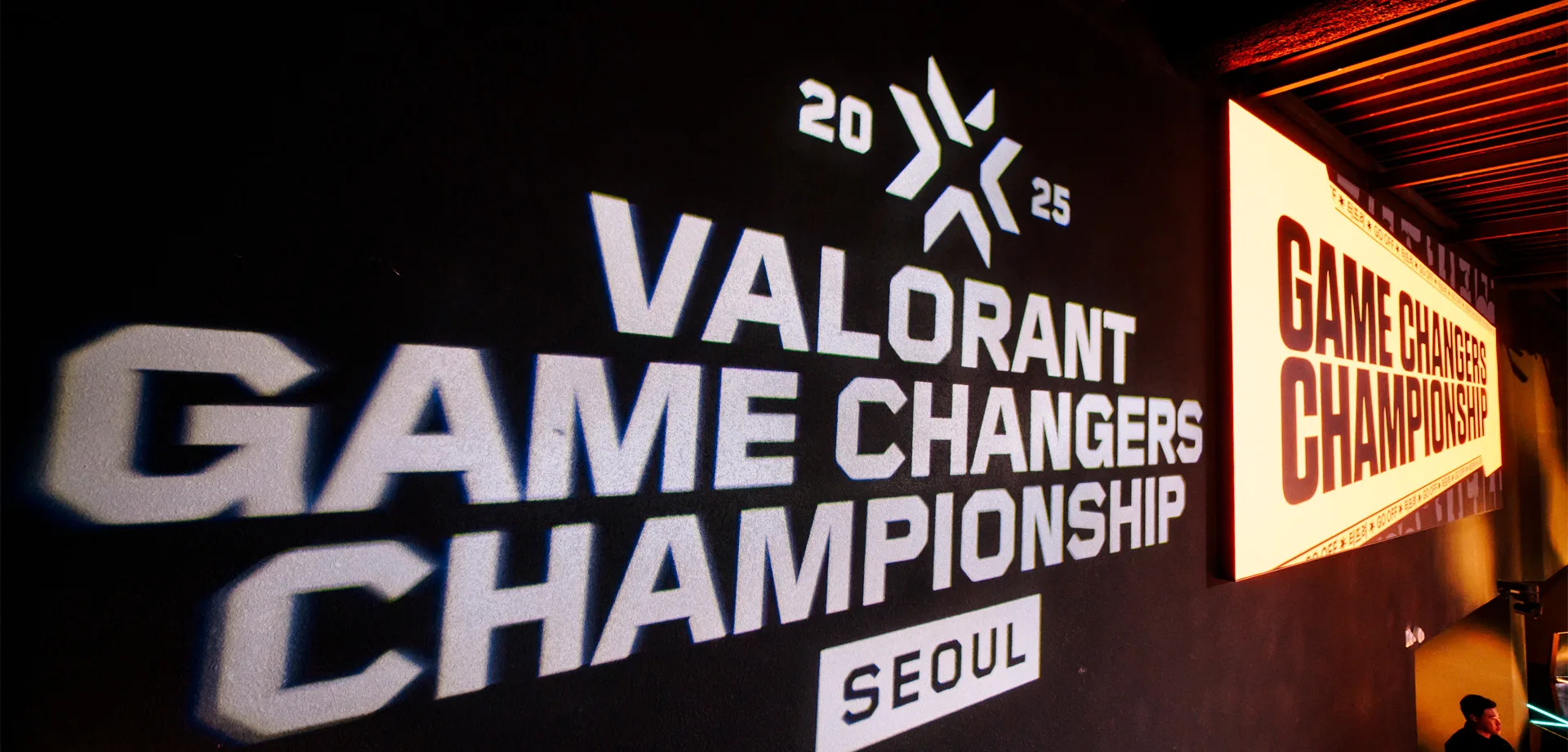 Painel de 2025 do Valorant Game Changers Championship na Coréia do Sul - Seul. Foto por Moon Suwon/Riot Games.