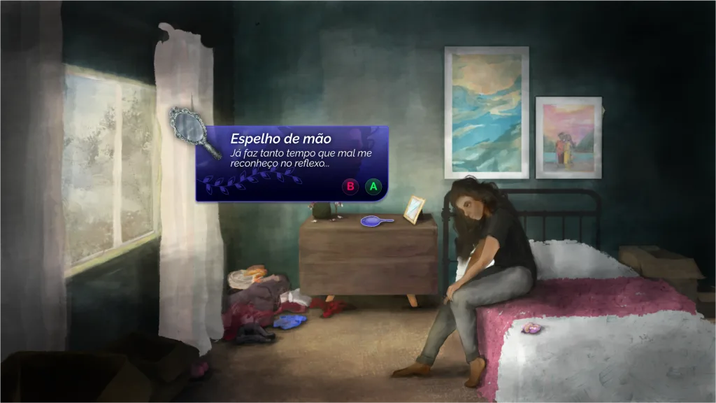 Íris de Crisálida, sentada na cama, cabisbaixa, observando espelho de mão em destaque com a frase "Já faz tanto tempo que mal me reconheço no reflexo..."