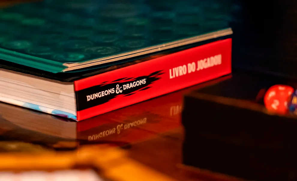 Livro do Jogador de Dungeons and Dragons no Brasil pela asmodee.