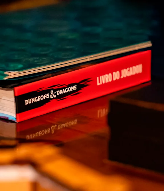 Livro do Jogador de Dungeons and Dragons no Brasil pela asmodee.