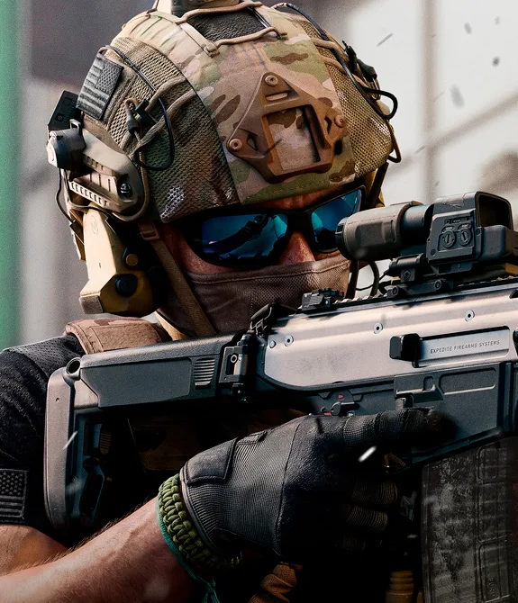 Dois Operadores em formação na capa de Call of Duty Modern Warfare 4 Beta.