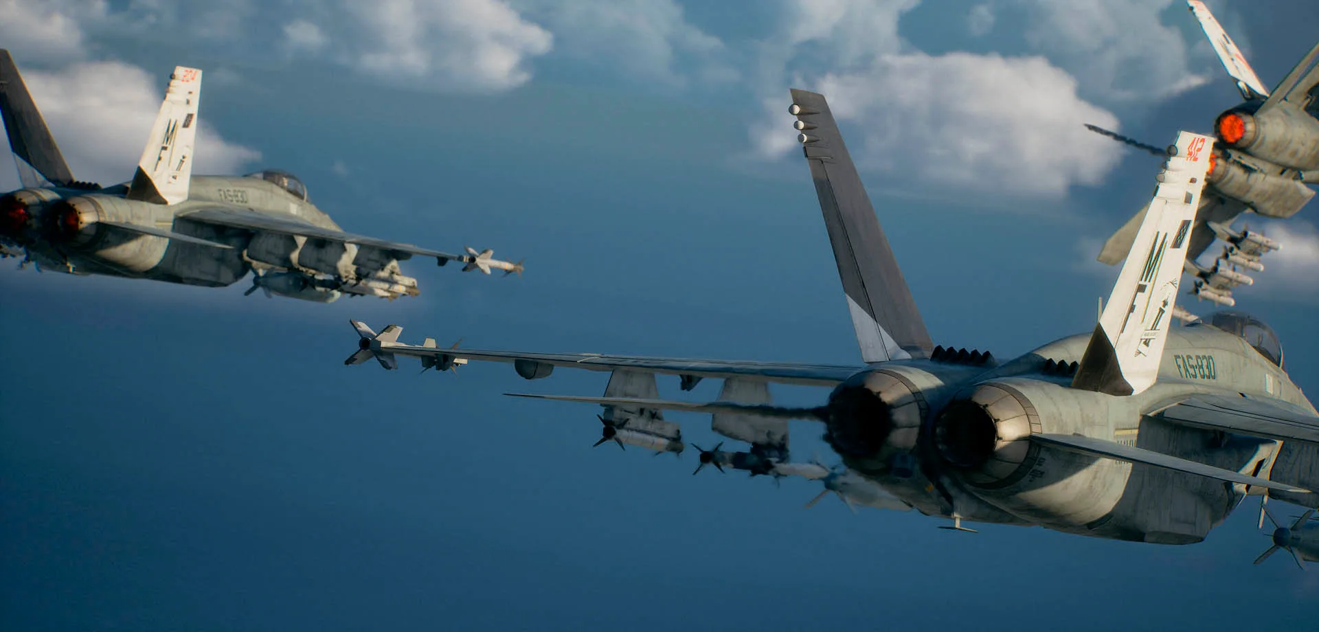 Aviões em Ace Combat 8 em Acesso Antecipado.
